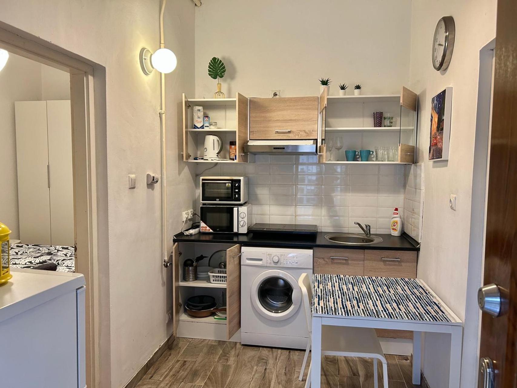 No. 11 Apartment With 2 Bathrooms Next To Railway Station Budapest Exterior foto