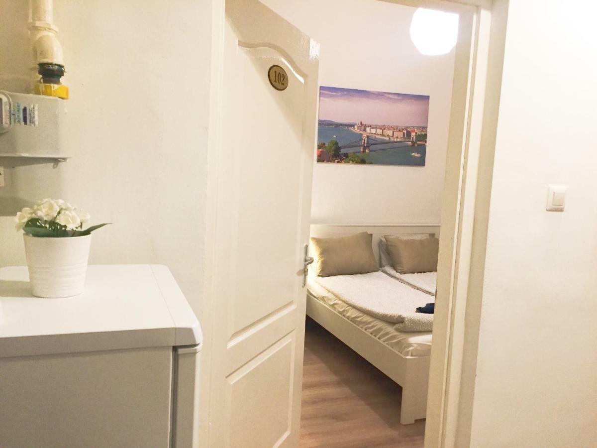 No. 11 Apartment With 2 Bathrooms Next To Railway Station Budapest Exterior foto