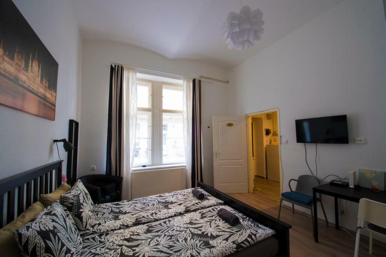 No. 11 Apartment With 2 Bathrooms Next To Railway Station Budapest Exterior foto